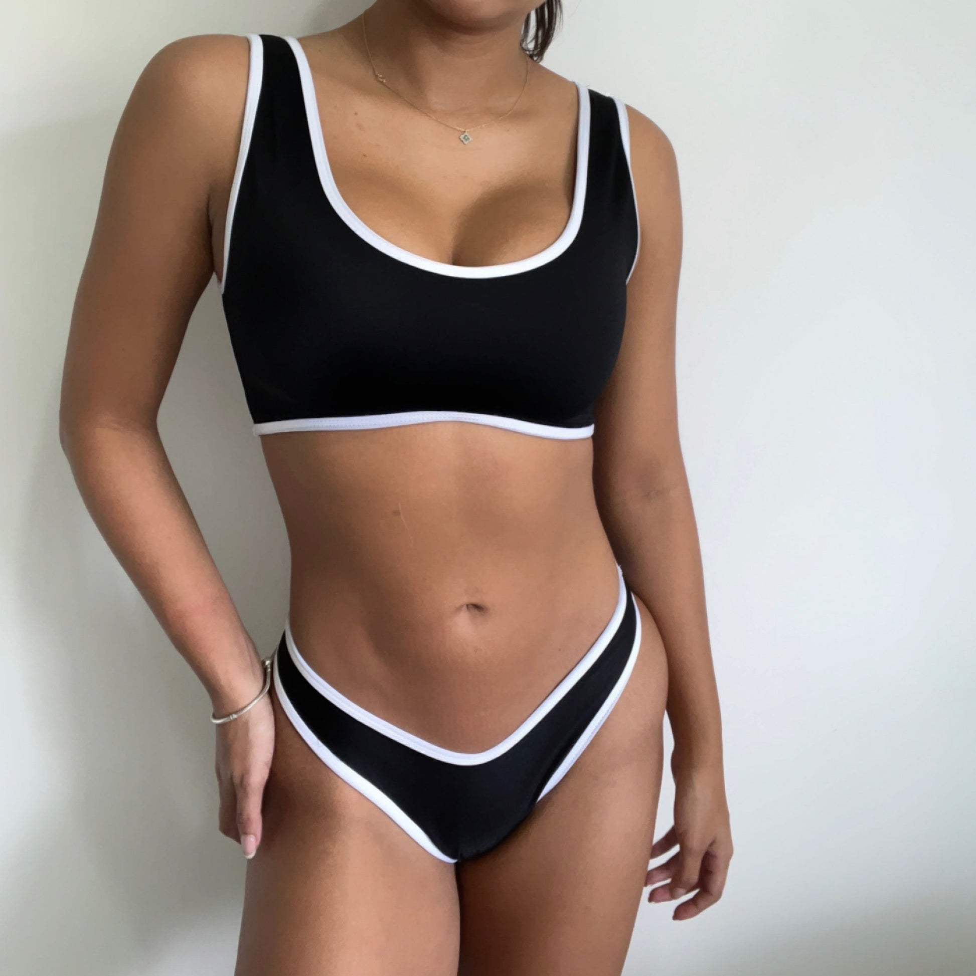 BIKINI REF 06