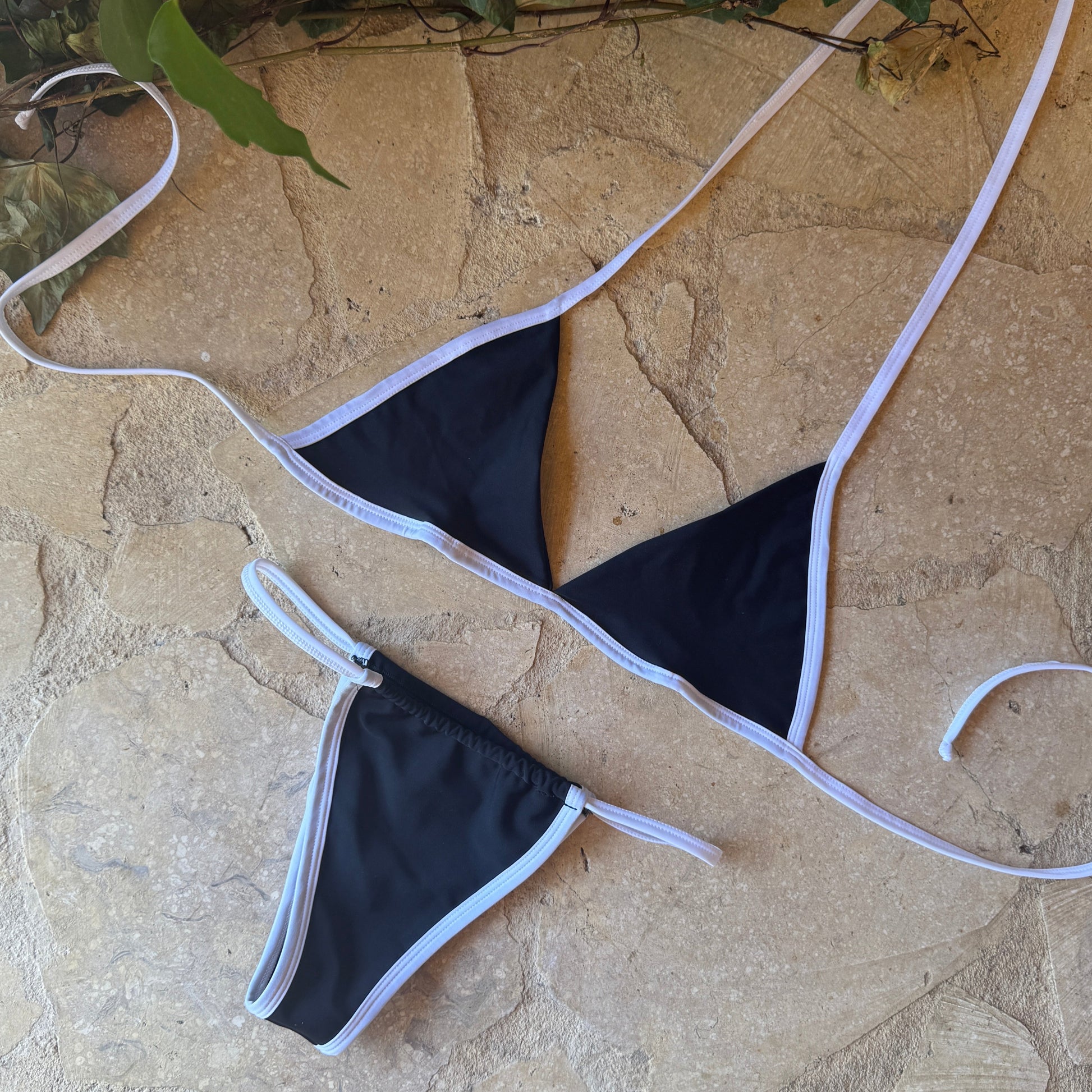 BIKINI REF 09
